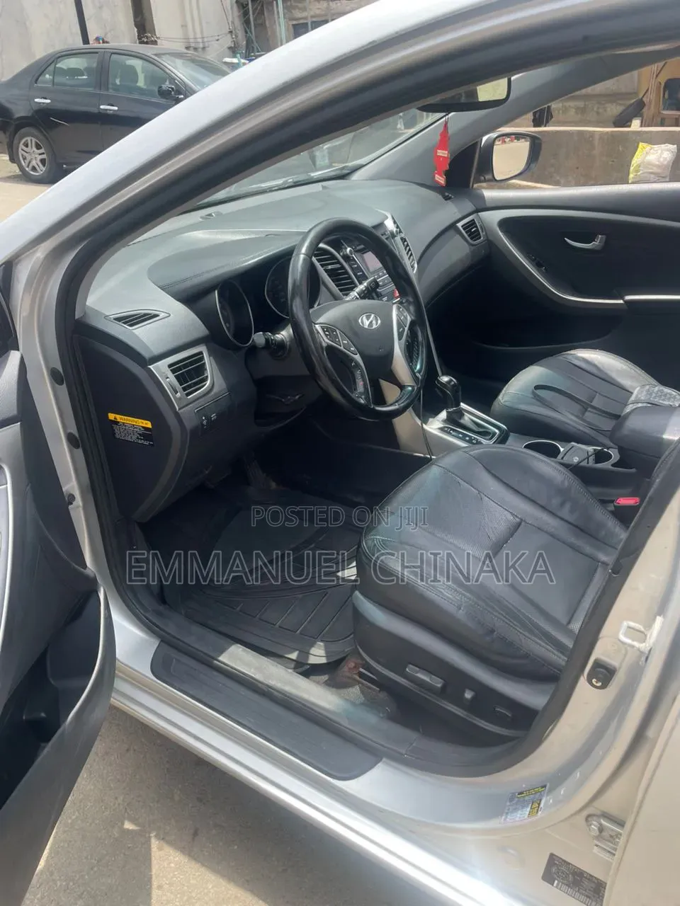 Hyundai Elantra 2012 Silver