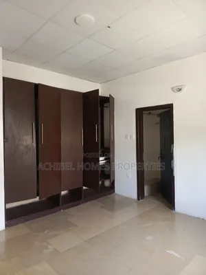 1bdrm Shared Apartment in Ocean Bay, Lekki Phase 2 for rent