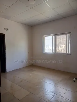 1bdrm Shared Apartment in Ocean Bay, Lekki Phase 2 for rent