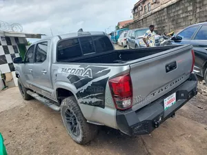 Toyota Tacoma TRD Sport 2022 Gray