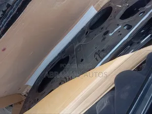 Front Right Door for Toyota Camry 2018