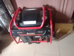Lutian 3200 Running Watts Gasoline Generator