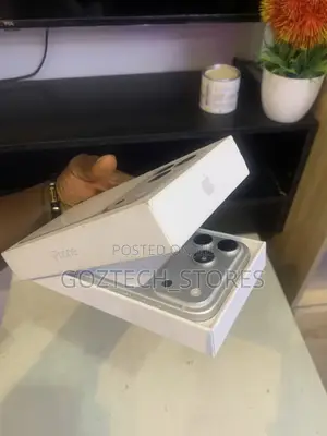 New Apple iPhone 17 Pro Max 256 GB Silver