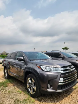 Toyota Highlander 2019 Gray