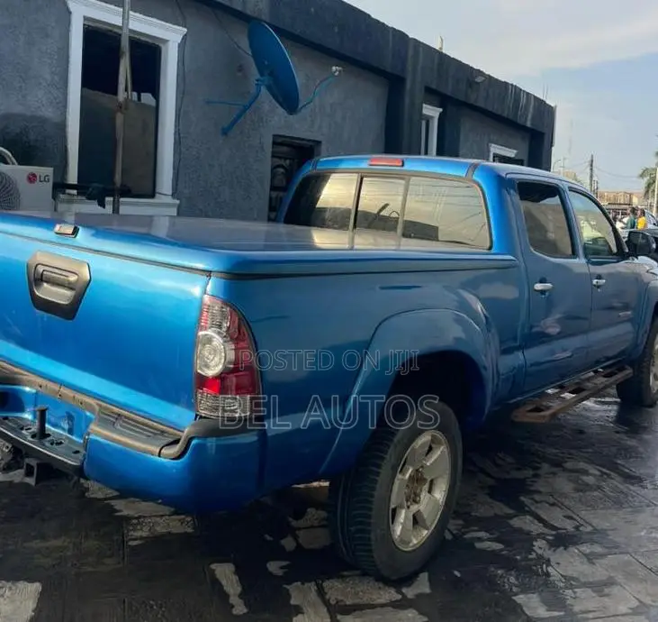 Toyota Tacoma 2010 Blue