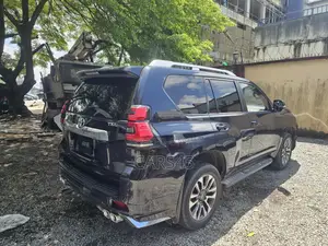 Toyota Land Cruiser Prado 2022 Black