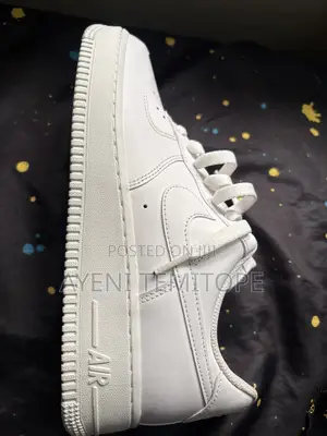 Nike Air Force 1