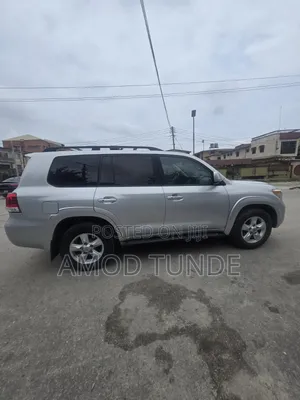 Toyota Land Cruiser 2010 Silver