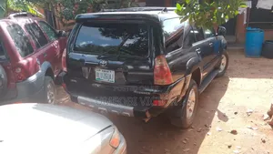 Toyota 4-Runner 2005 Black