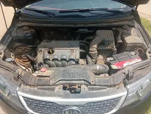 Kia Cerato 2011 Black