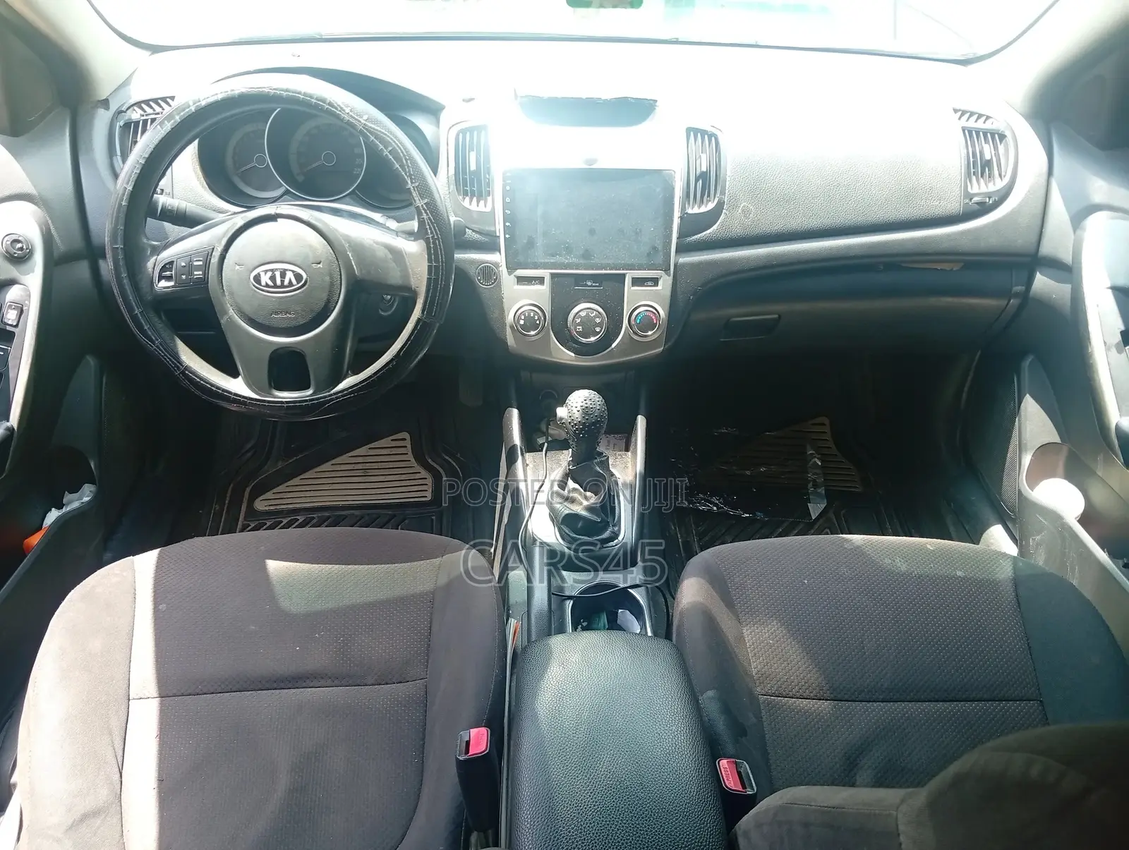 Kia Cerato 2011 Black