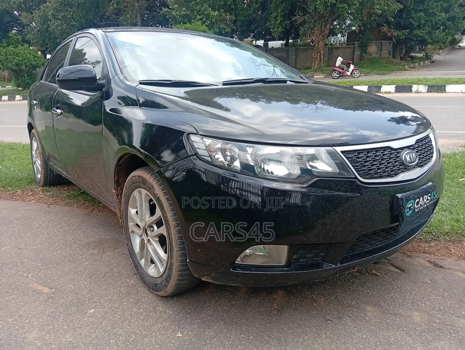 Kia Cerato 2011 Black