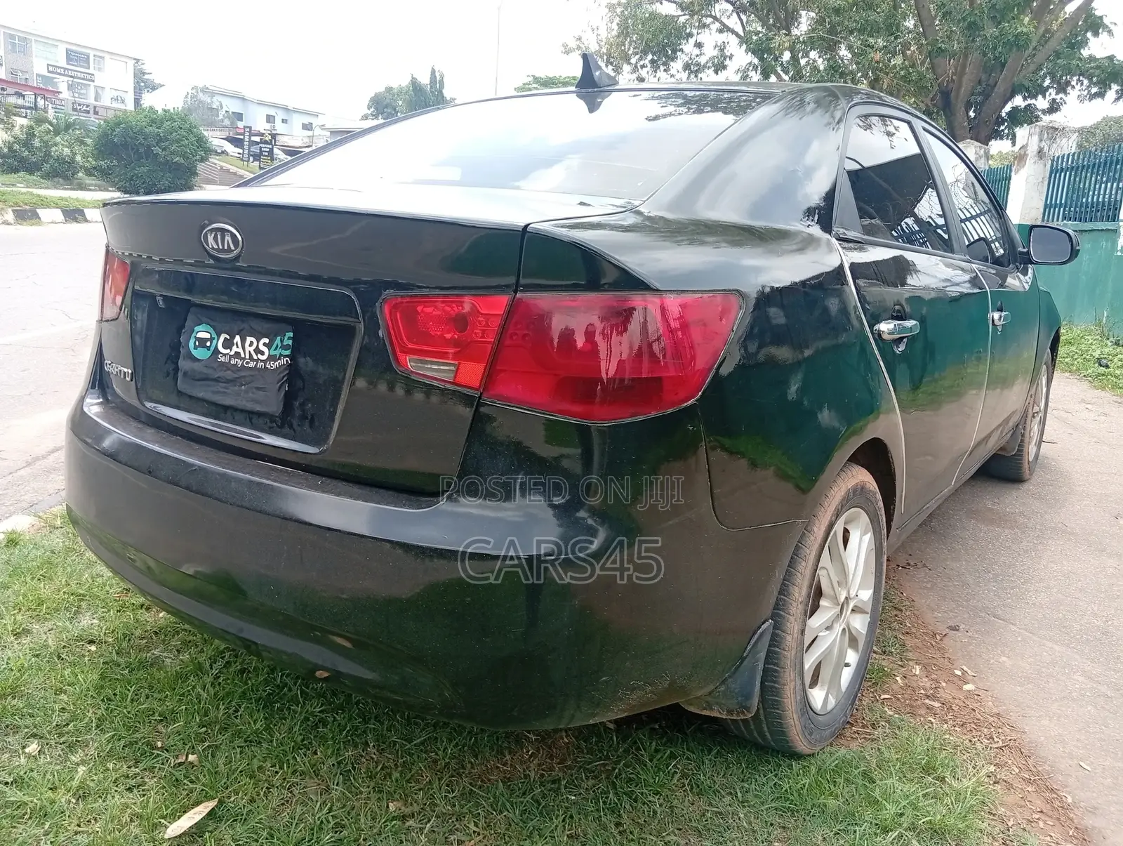 Kia Cerato 2011 Black