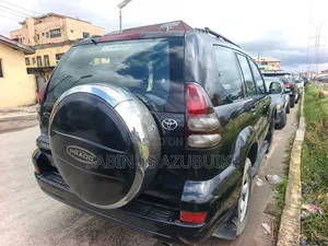 Toyota Land Cruiser Prado 2009 Black