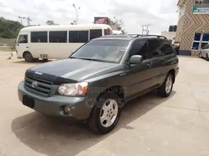 Toyota Highlander 2004 Green