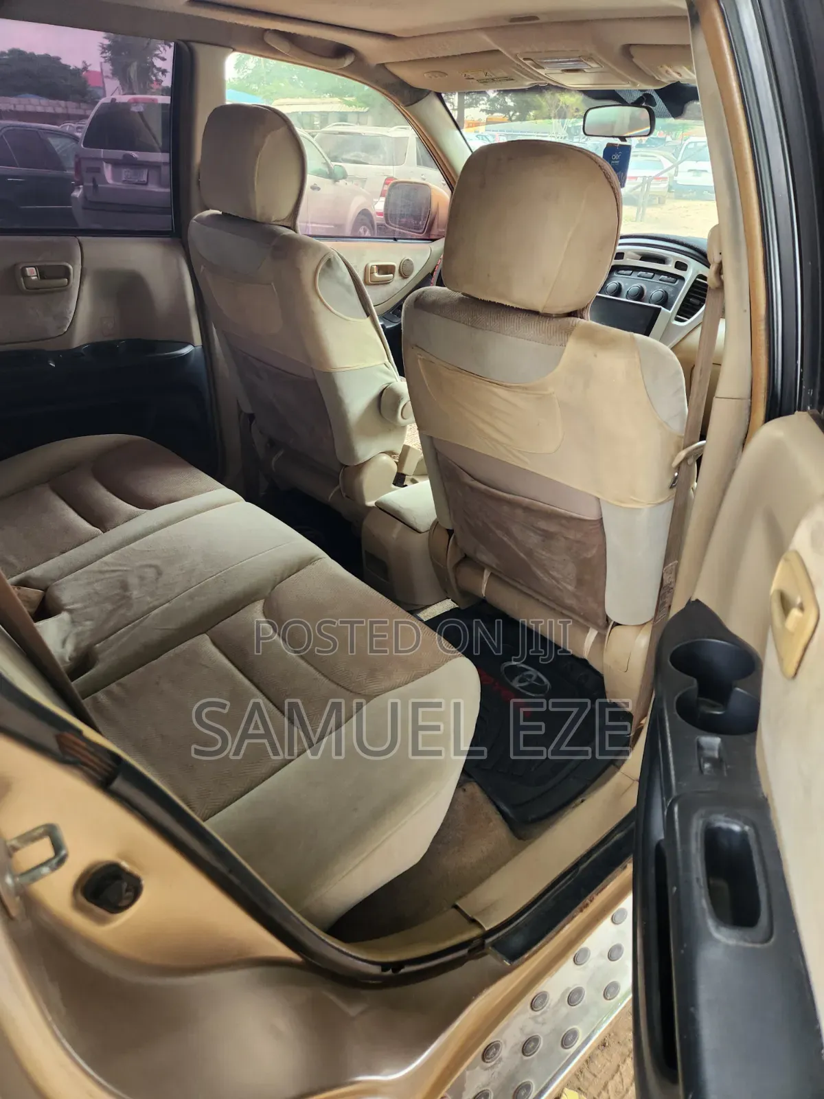 Toyota Highlander 2004 Gold
