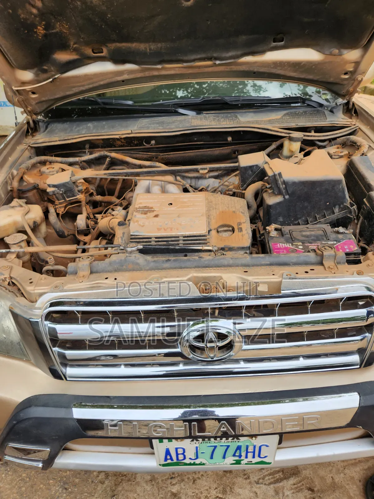 Toyota Highlander 2004 Gold