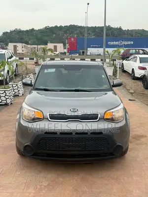 Kia Soul Base Hatchback 2017 Gray