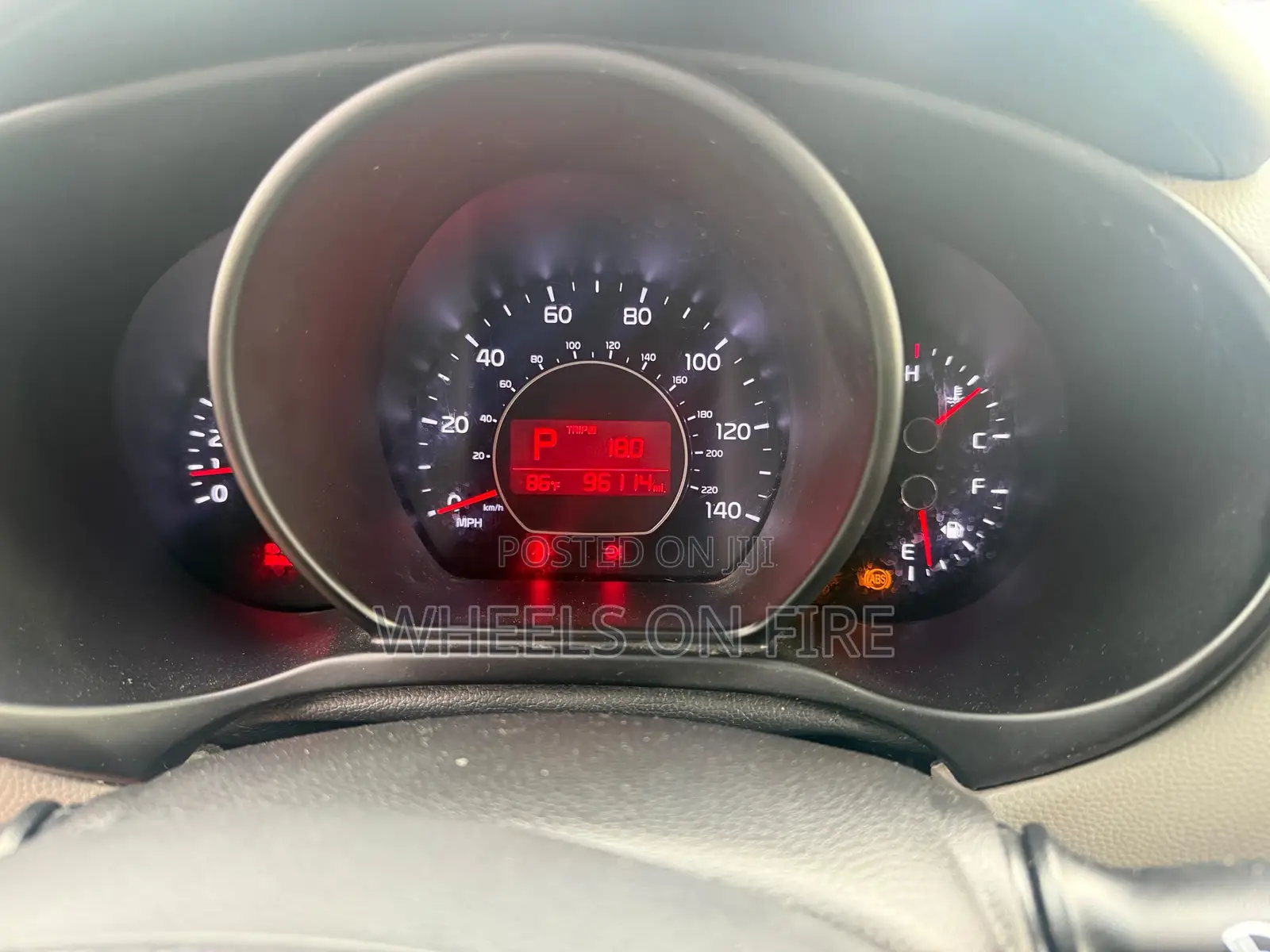 Kia Soul Base Hatchback 2017 Gray