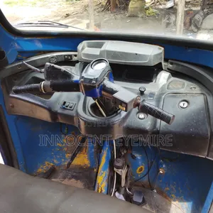 TVS King Cargo 2018 Blue