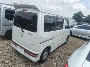 Daihatsu Atrai 2005 White