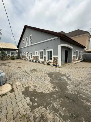 4bdrm Bungalow in Wuse 2 for rent