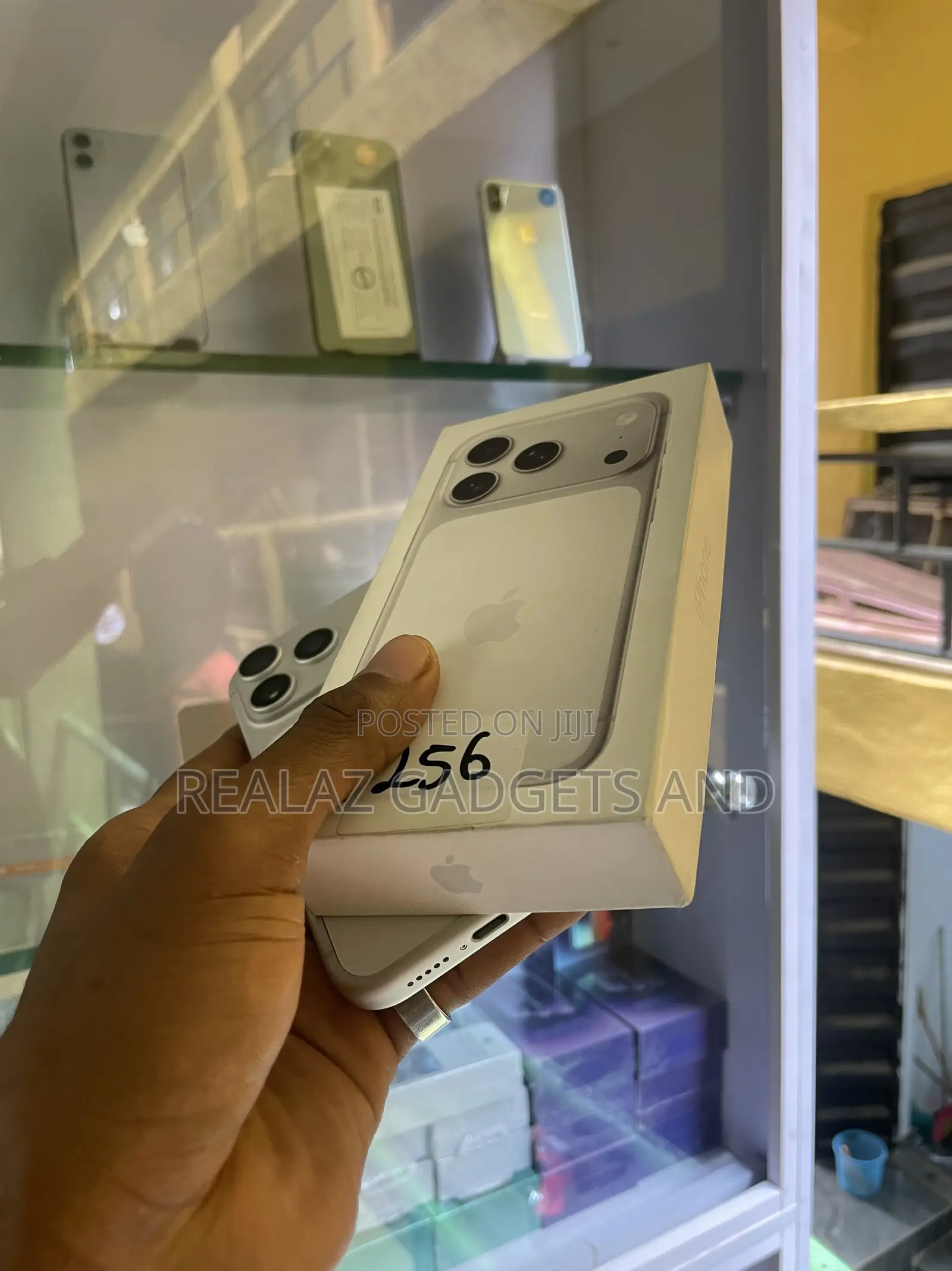New Apple iPhone 17 Pro 256 GB Gray