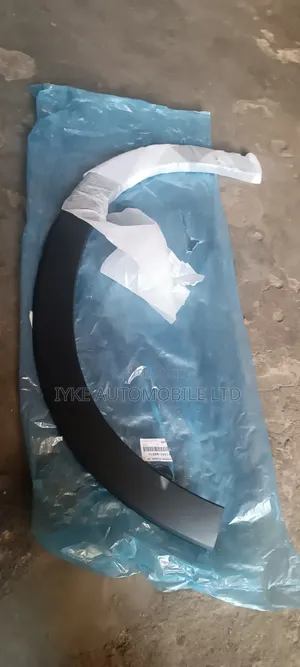 Toyota Rush 2020 Fender Padded Front