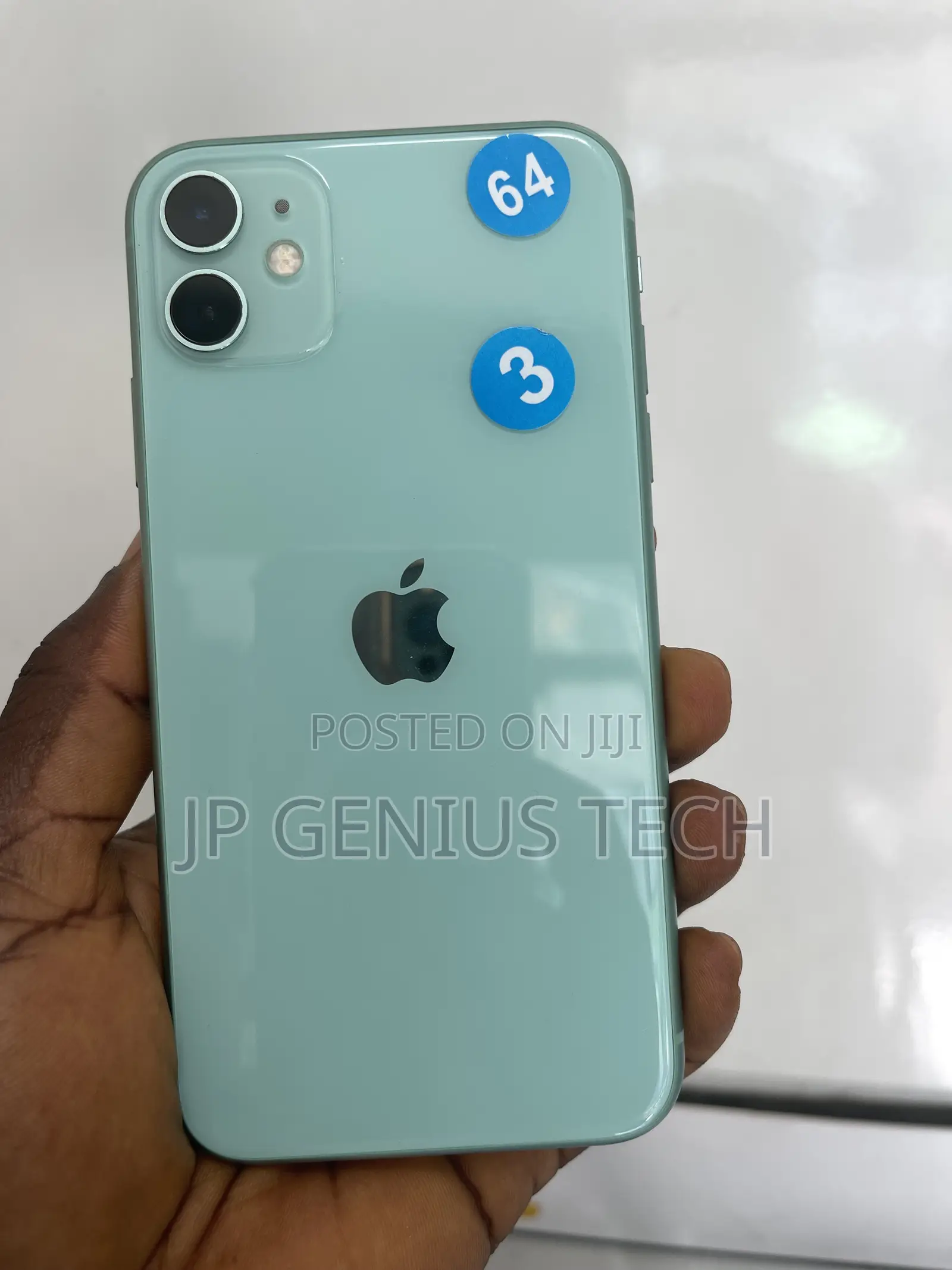 Apple iPhone 11 64 GB Gray