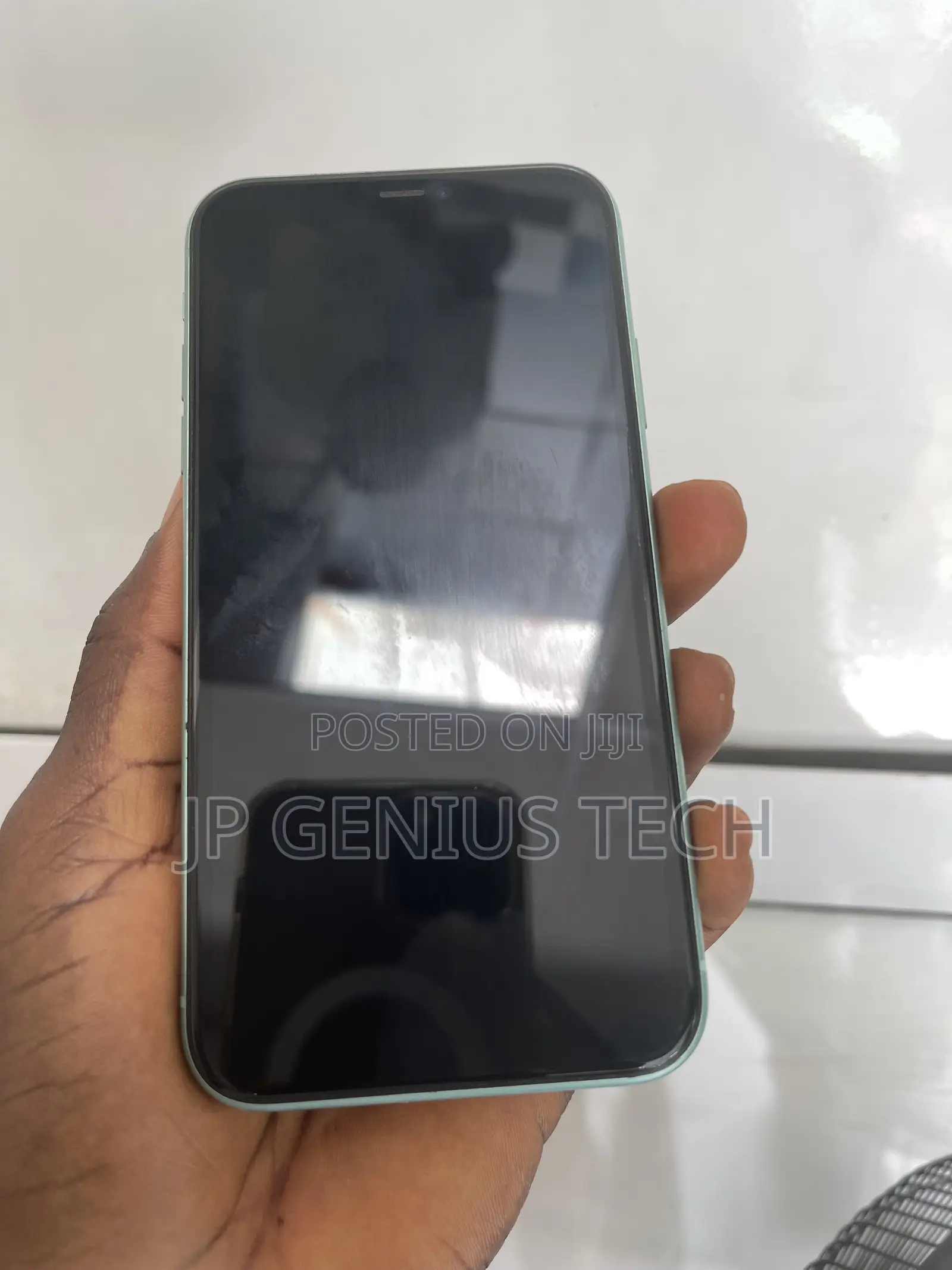 Apple iPhone 11 64 GB Gray