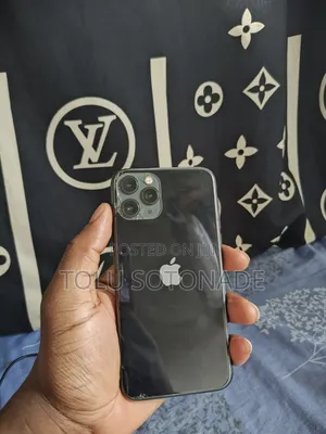 Apple iPhone 11 Pro 64 GB Green