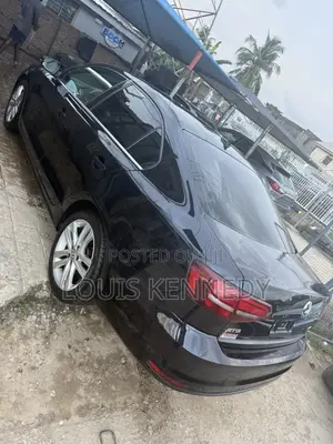 Volkswagen Jetta 1.8T SEL Premium 2016 Black