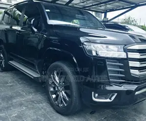 Toyota Land Cruiser 2022 Black