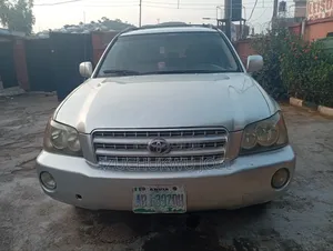 Toyota Highlander 2004 Silver