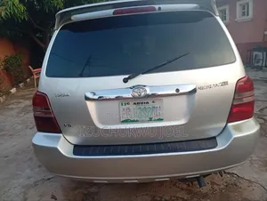 Toyota Highlander 2004 Silver