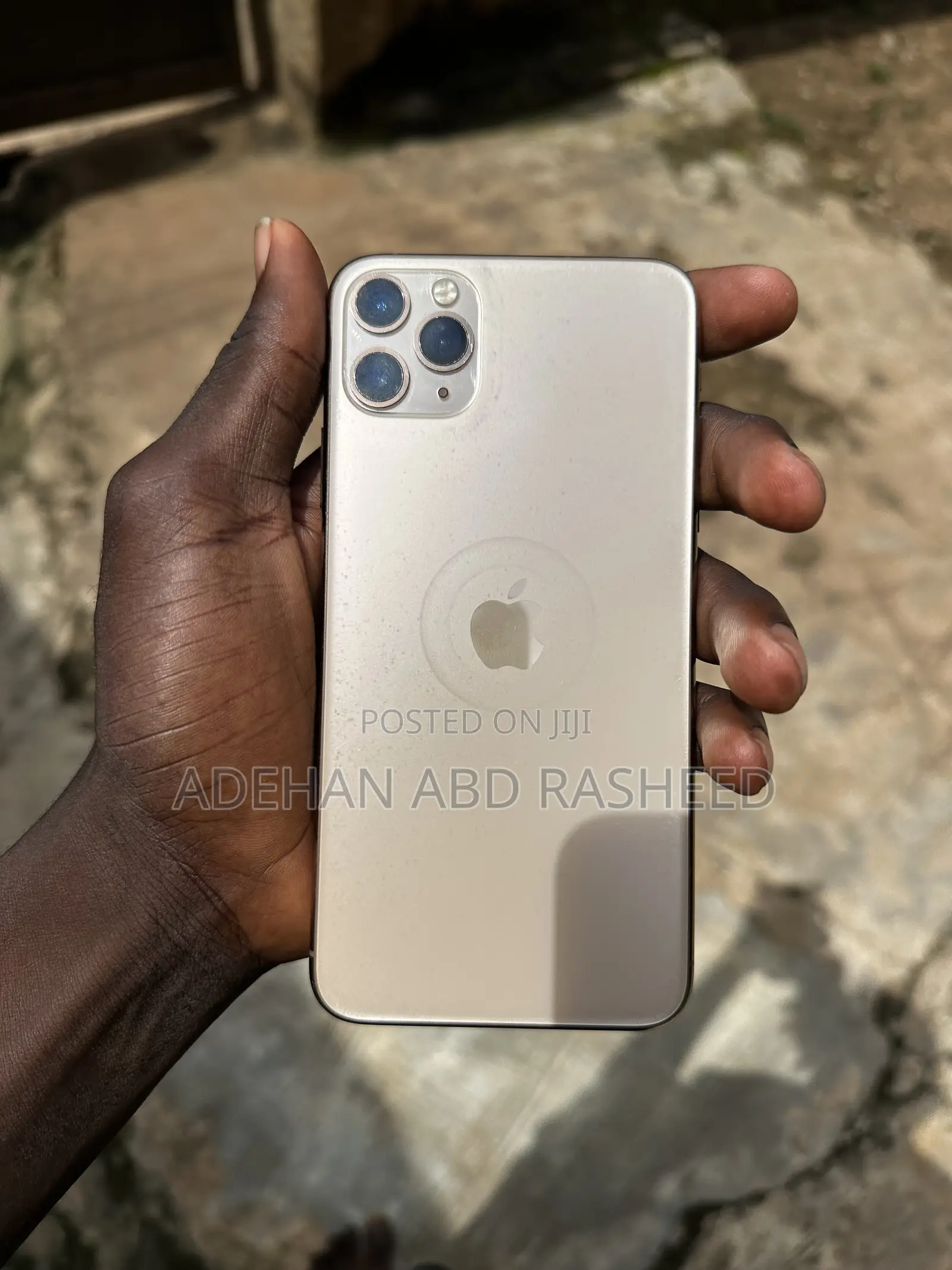 Apple iPhone 11 Pro Max 64 GB Gold