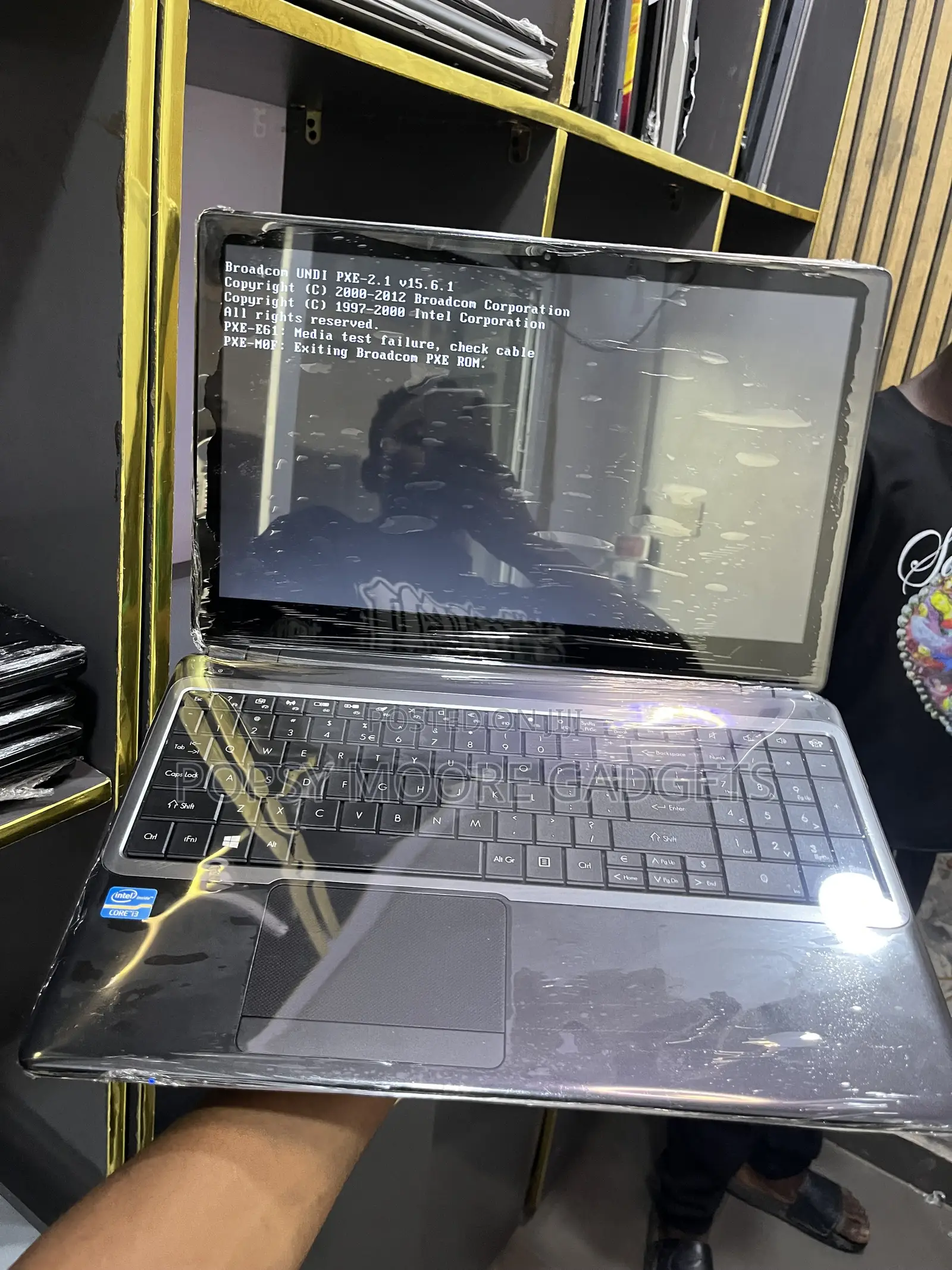 Laptop Gateway CX200S 8GB Intel Core i3 SSD 128GB