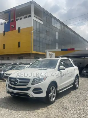 Mercedes-Benz GLE-Class 2017 White