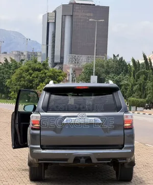 Toyota 4-Runner 2014 Gray