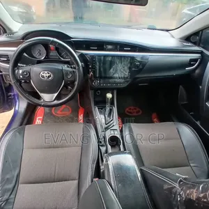 Toyota Camry SE 4dr Sedan (2.5L 4cyl 6A) 2015 Blue