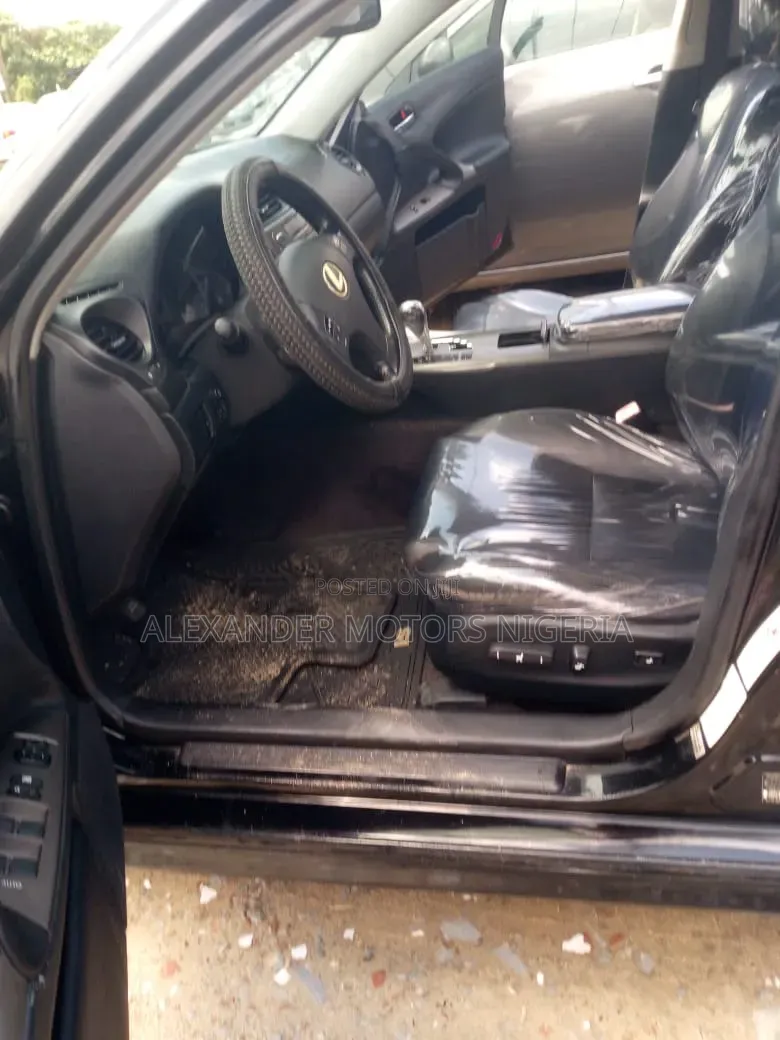 Lexus IS 2010 Black