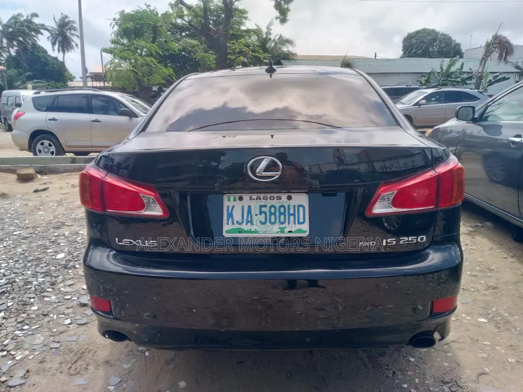 Lexus IS 2010 Black