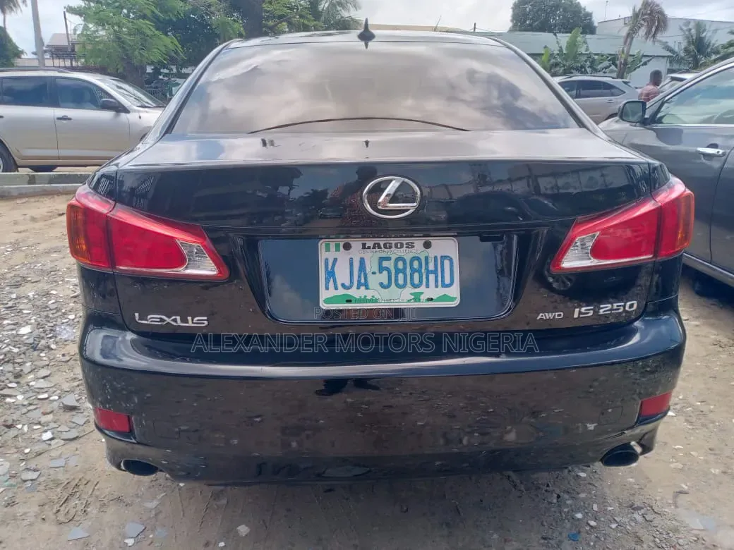 Lexus IS 2010 Black