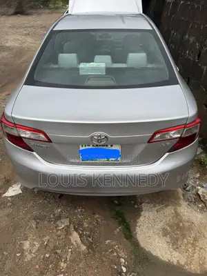 Toyota Camry 2014 Silver