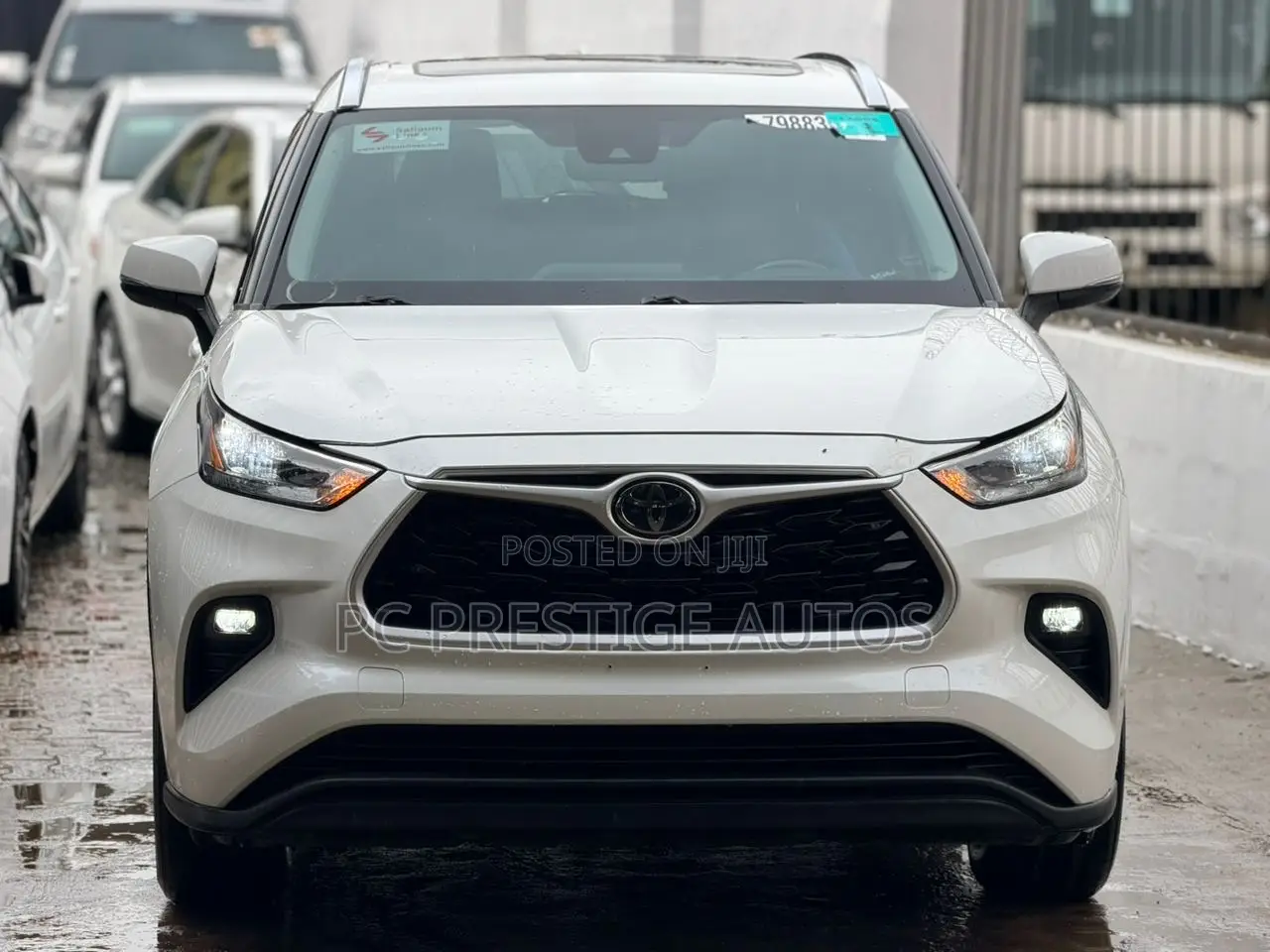 Toyota Highlander XLE 2021 White