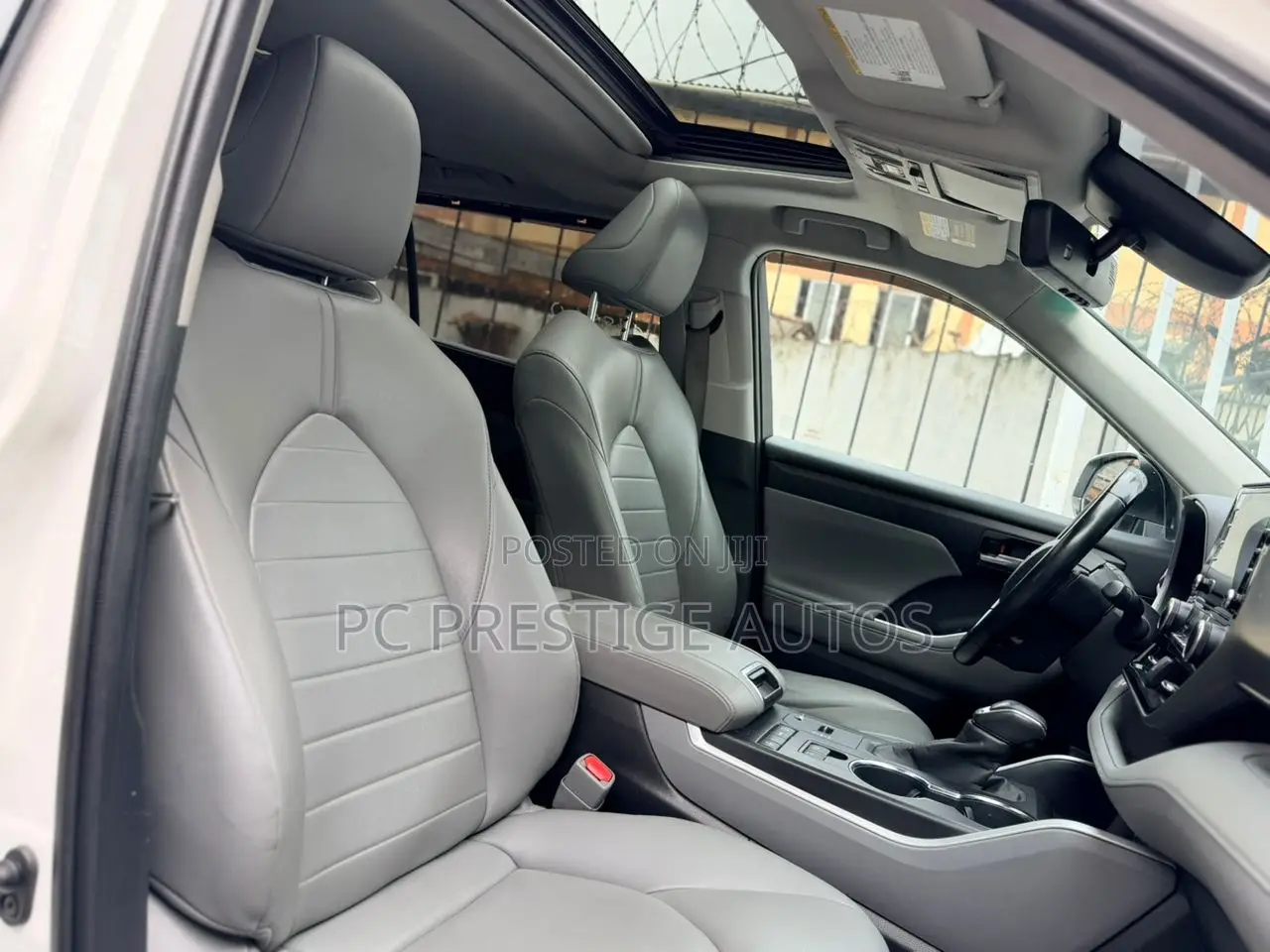 Toyota Highlander XLE 2021 White