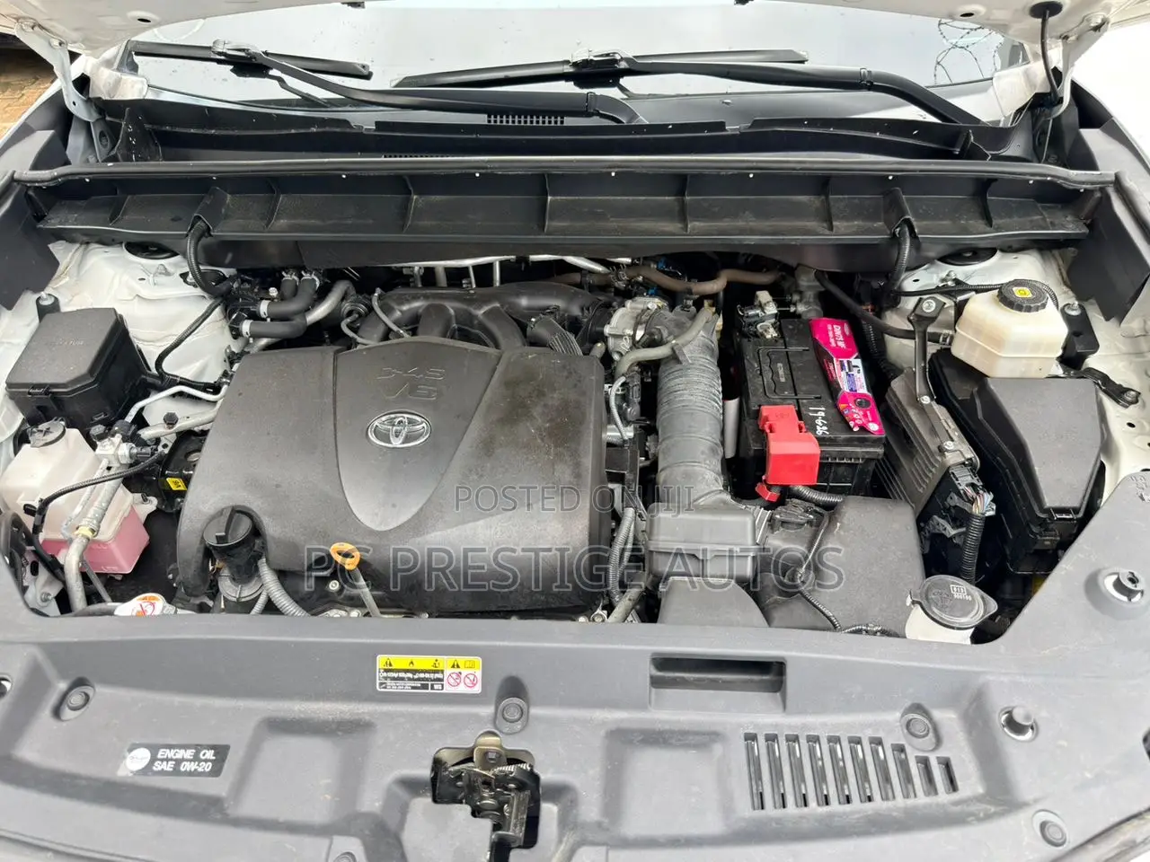 Toyota Highlander XLE 2021 White