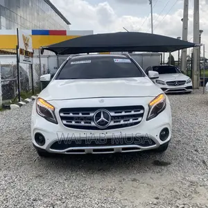 Mercedes-Benz GLA 250 2016 White