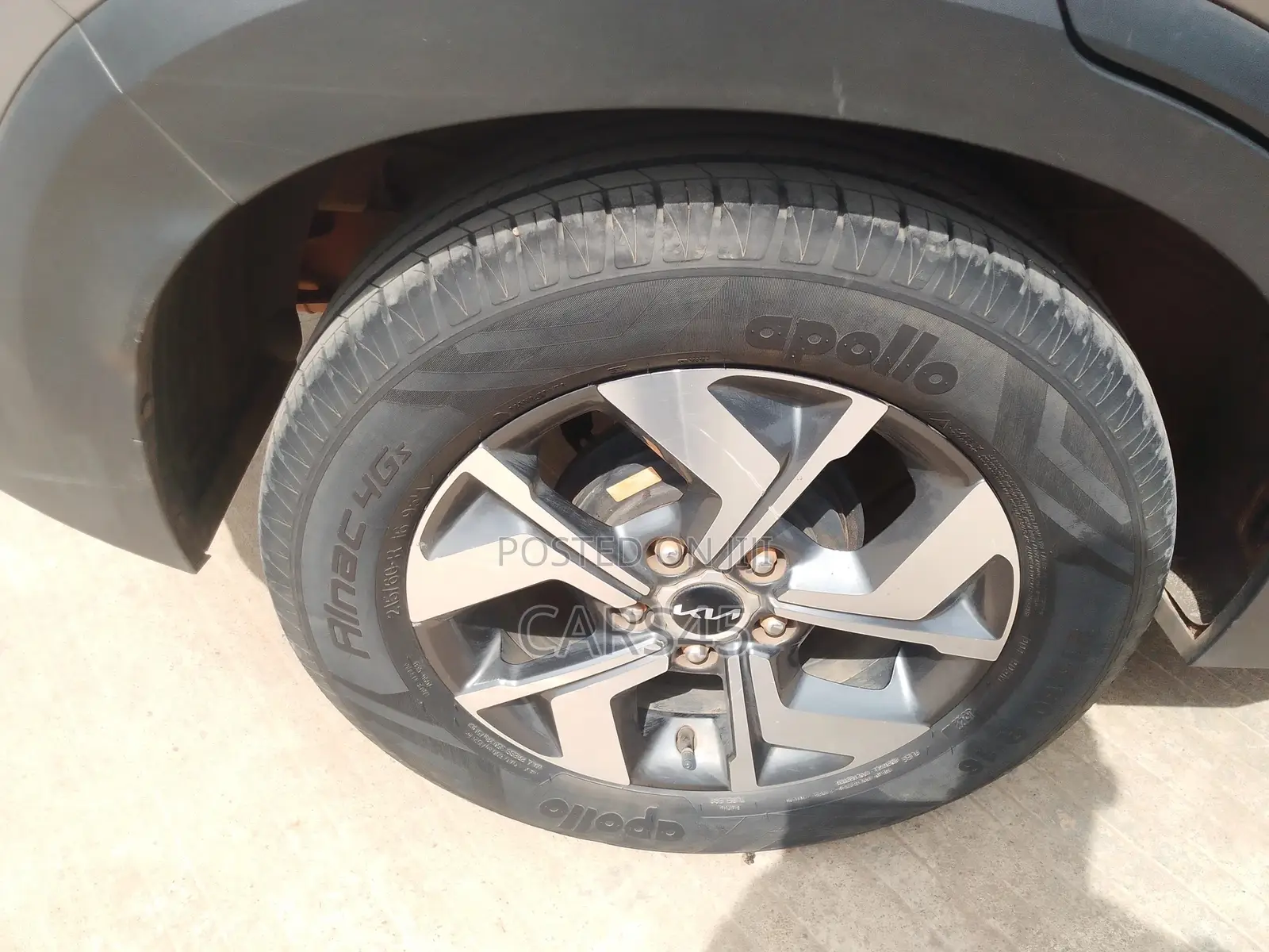 Kia Sonet 2023 Gray