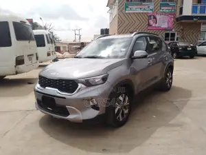 Kia Sonet 2023 Gray